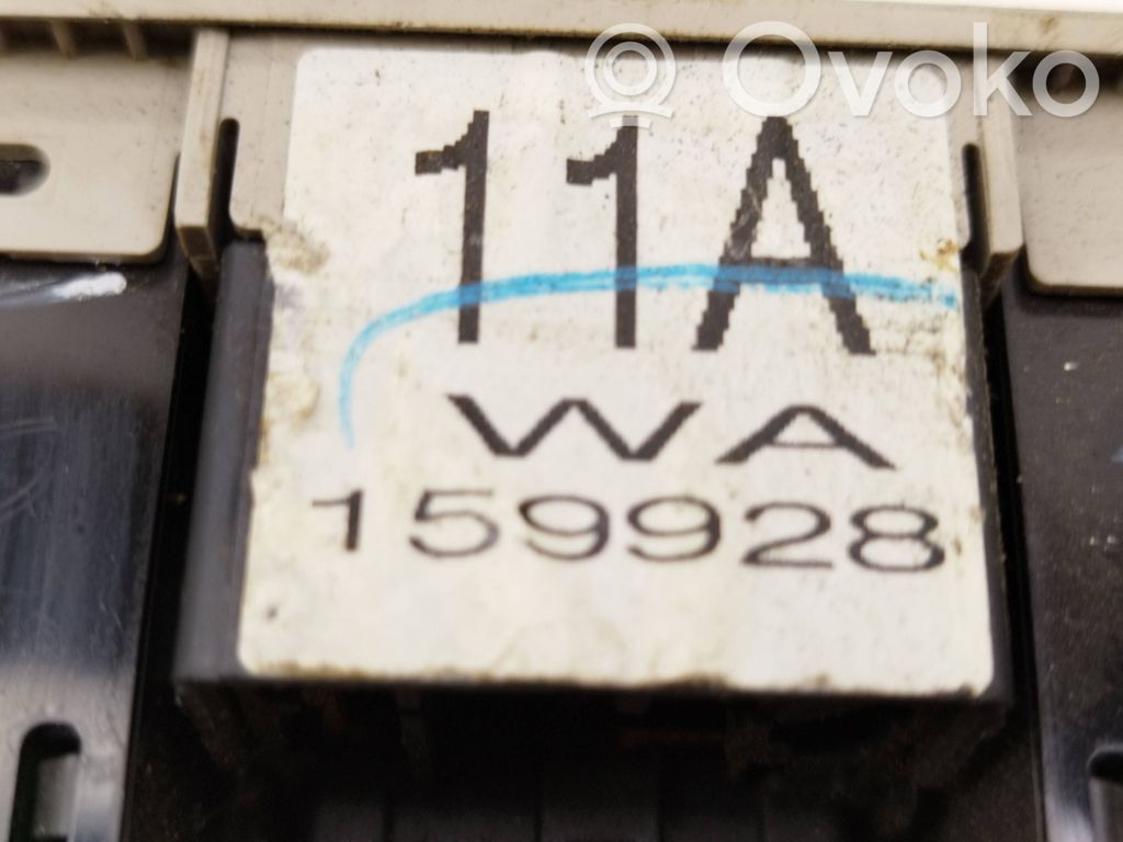 Subaru Outback Wing mirror switch 