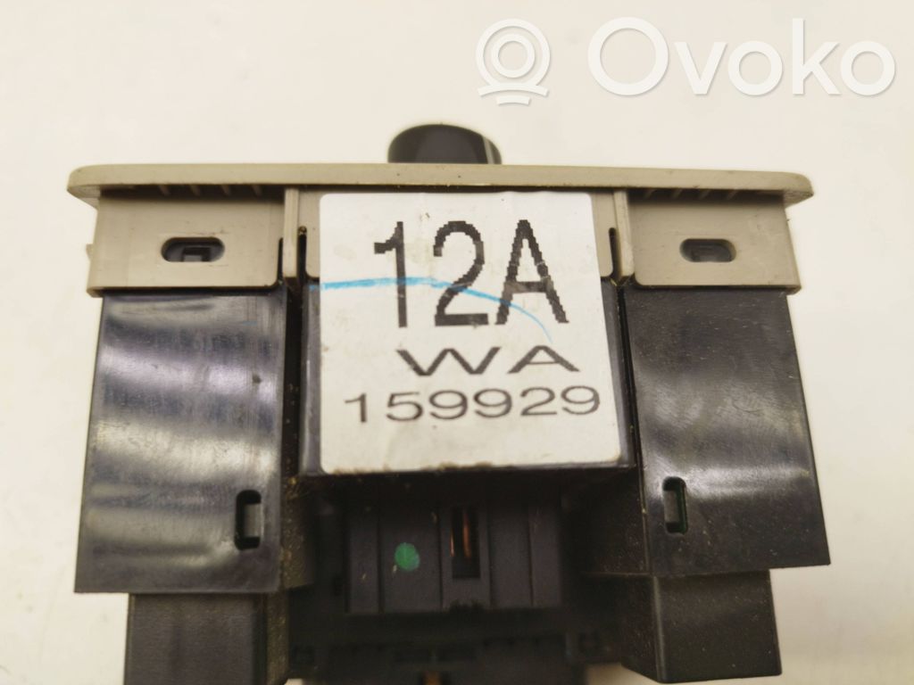 Subaru Outback Wing mirror switch 