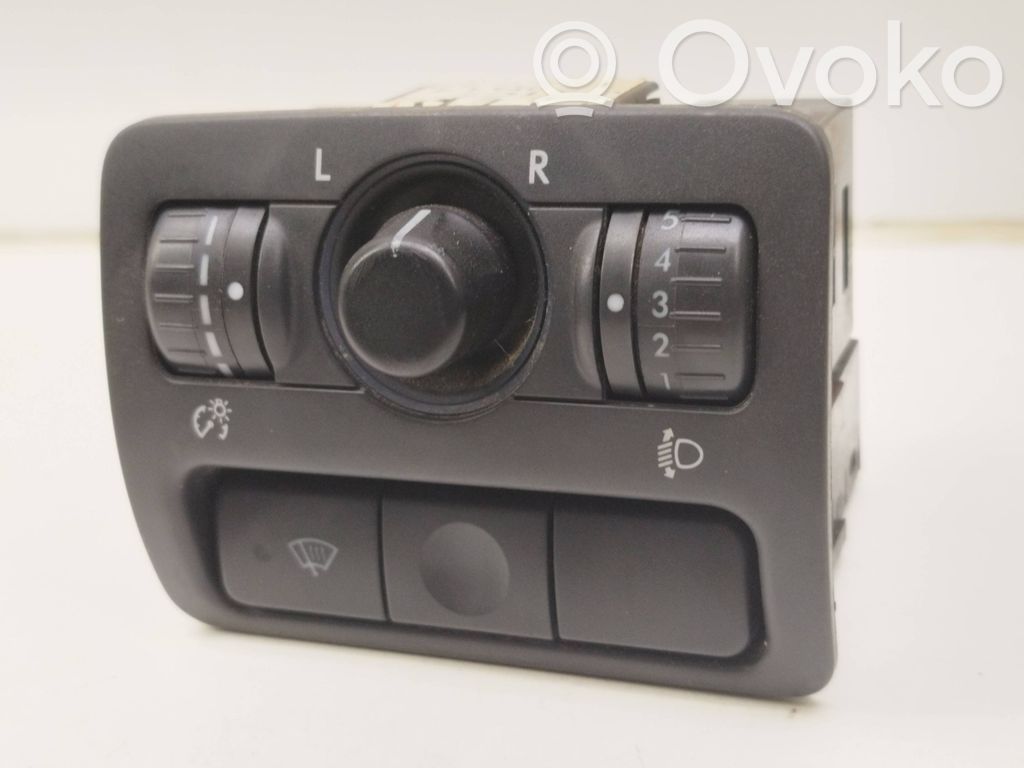Wing mirror control module   159911