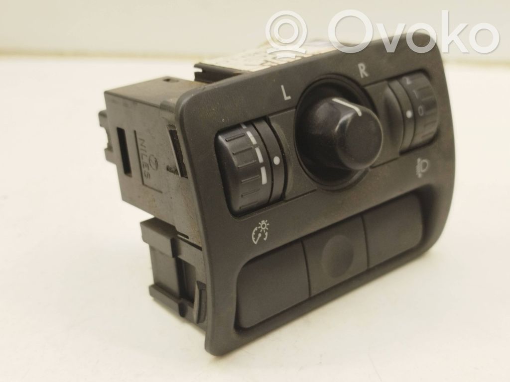 Subaru Legacy Wing mirror switch 