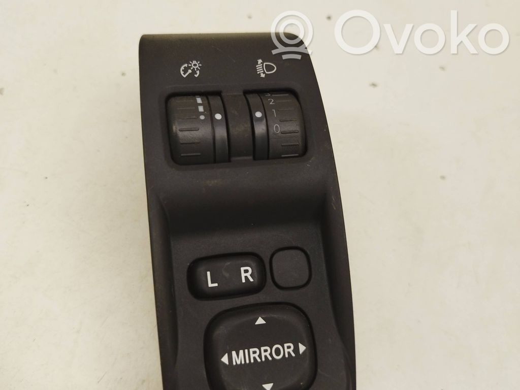 Subaru Impreza III Wing mirror switch 