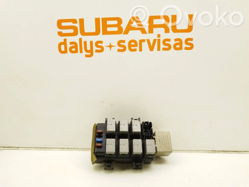 Autres relais   E11020100,128V85