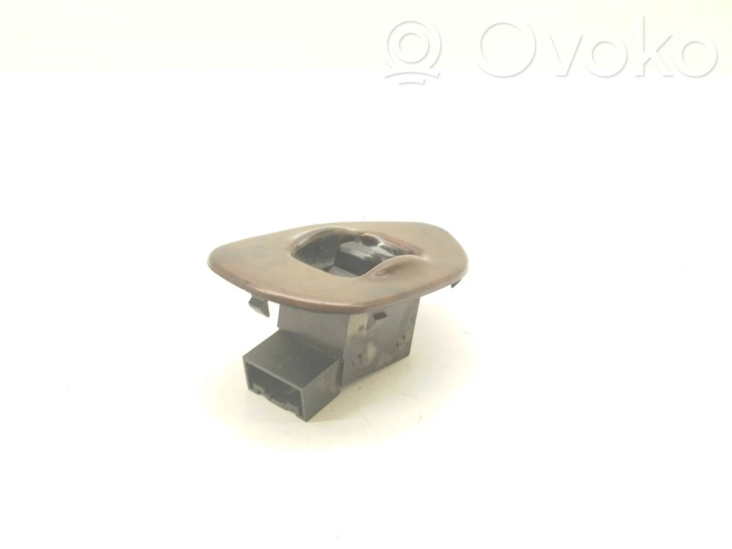 Subaru Forester SF Electric window control switch 