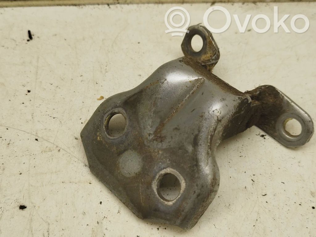 Subaru Impreza III Front door upper hinge 