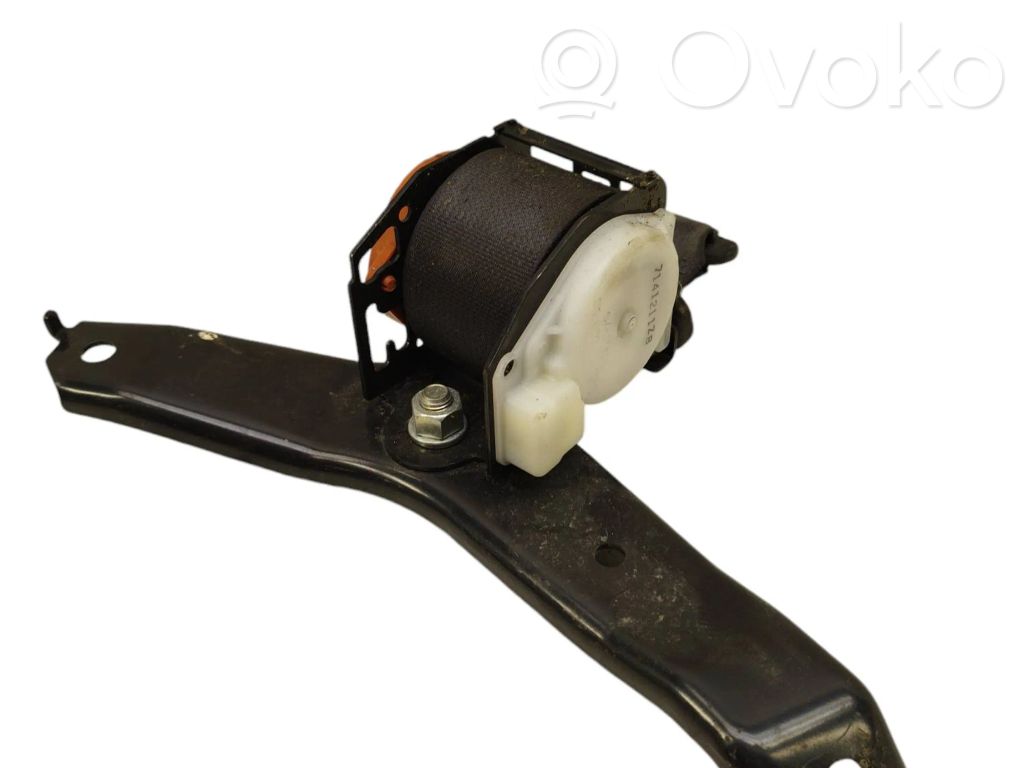 Subaru Legacy Cinturón medio (trasero) 