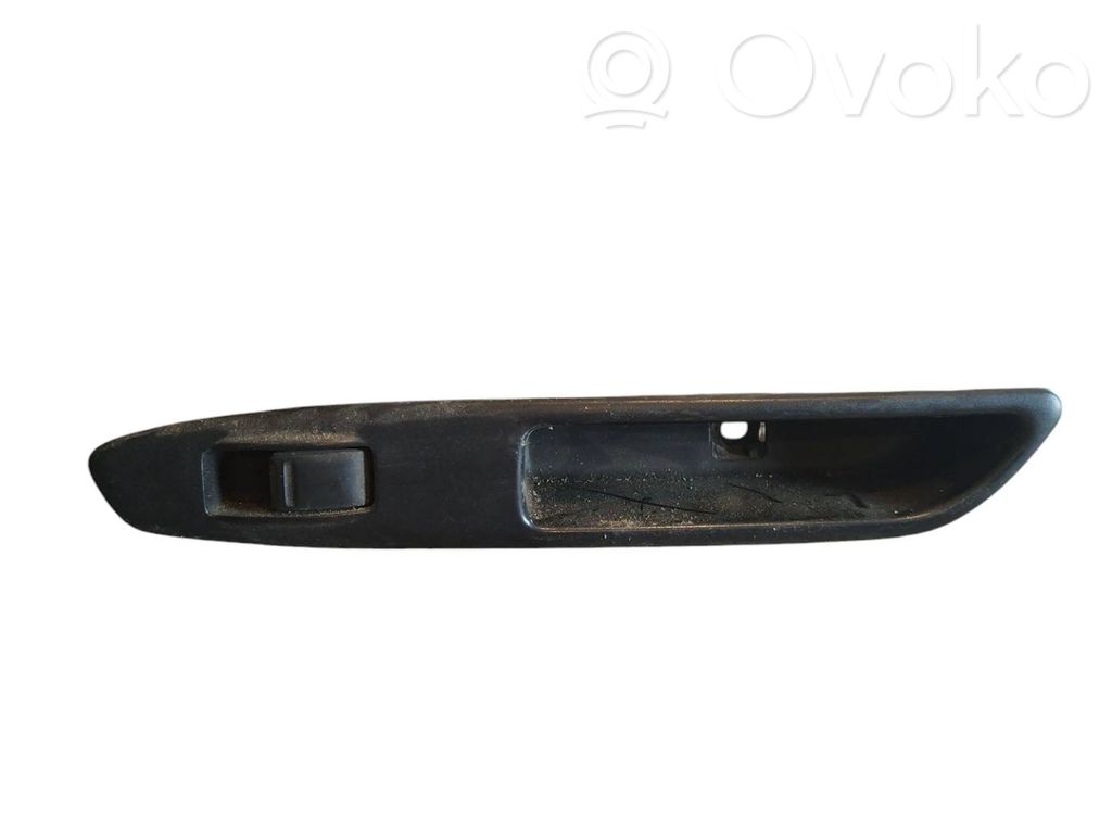 Subaru Forester SG Electric window control switch 