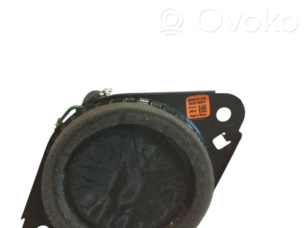 Subaru Outback (BS) Altavoz del panel 
