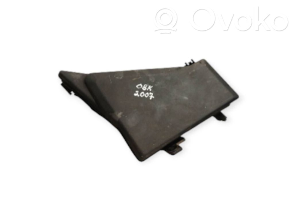 Subaru Outback Fuse box cover 