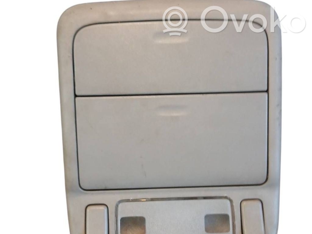 Subaru Forester SG Luz del asiento delantero 