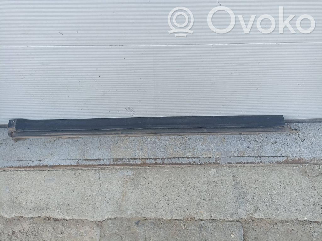 Sill   7250A132