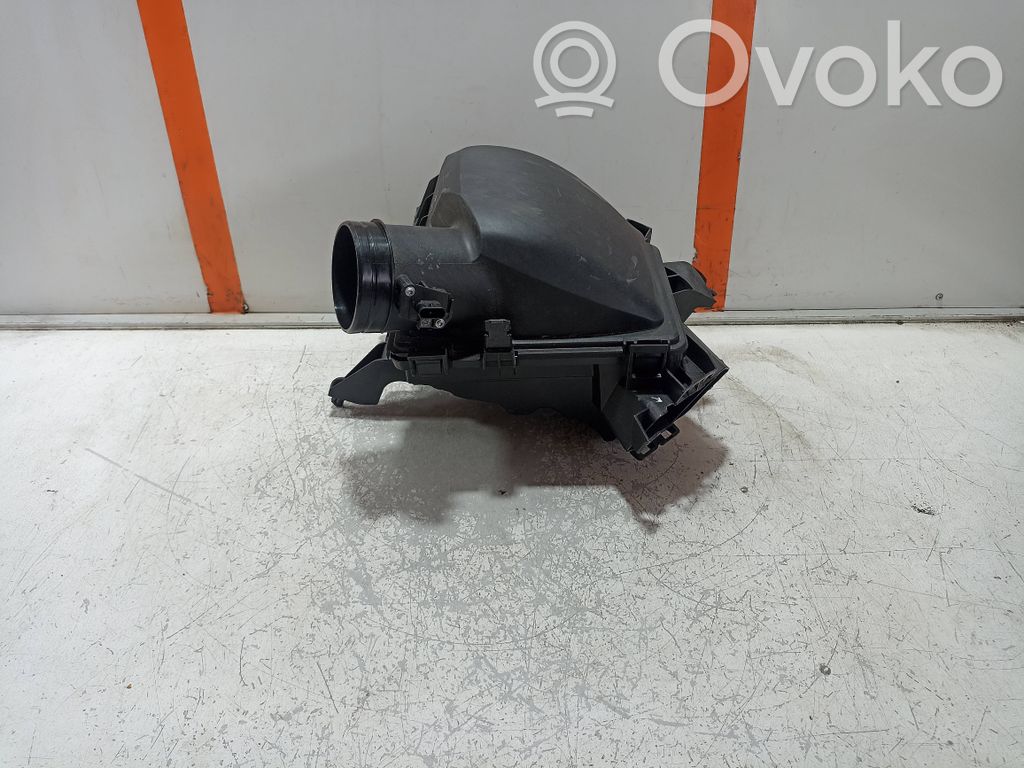 BMW X1 U11 Air filter box 