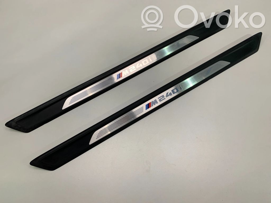 BMW 2 F22 F23 Capac lateral zonă picioare 