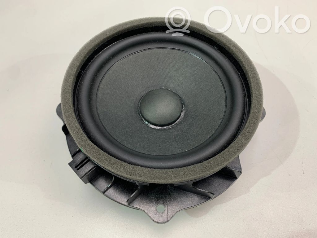 Mini F66 Difuzor ușă față 