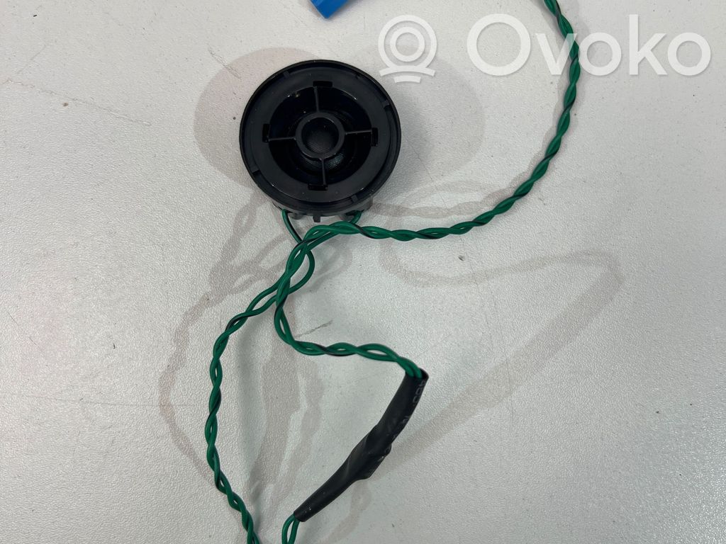 BMW 2 Active Tourer U06 Altavoz de alta frecuencia en la puerta delantera 