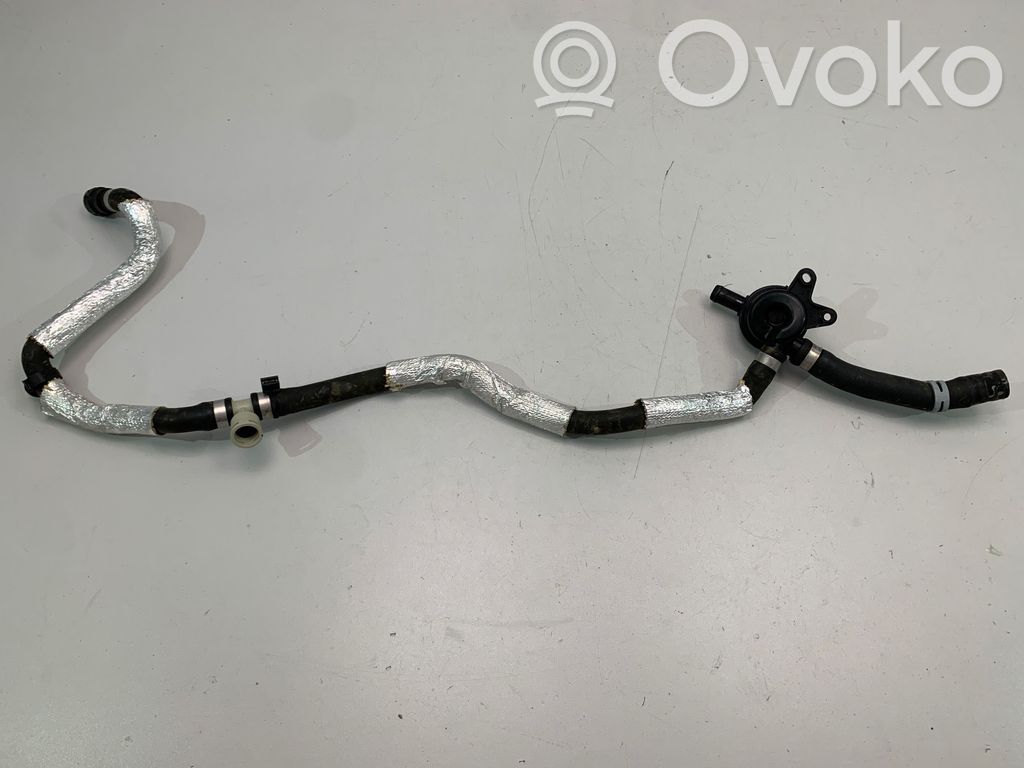 Volvo XC60 Conductă/furtun lichid de răcire motor 