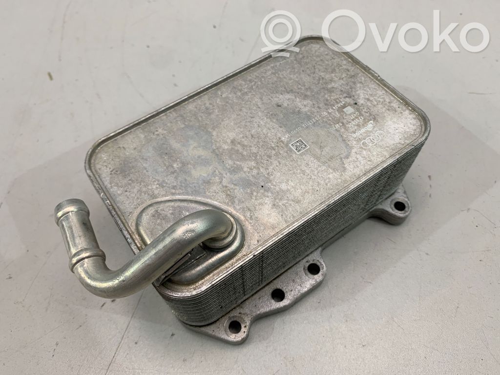 Audi A8 S8 D5 Variklio tepalo radiatorius 