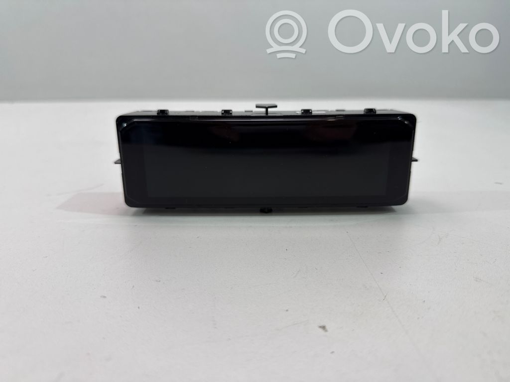 BMW 5 G60 G61 Climate control unit 