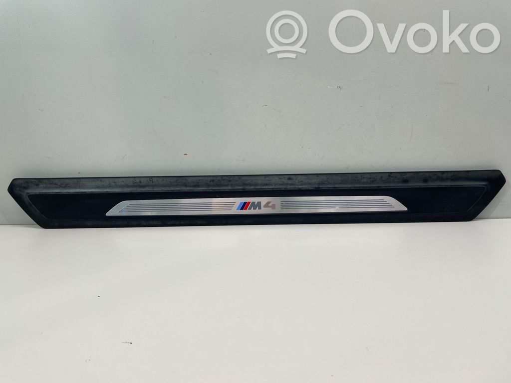 BMW M4 F82 F83 Listwa progowa przednia 