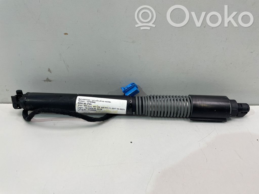 BMW M5 F90 Amortyzator / Siłownik tylnej klapy bagażnika 