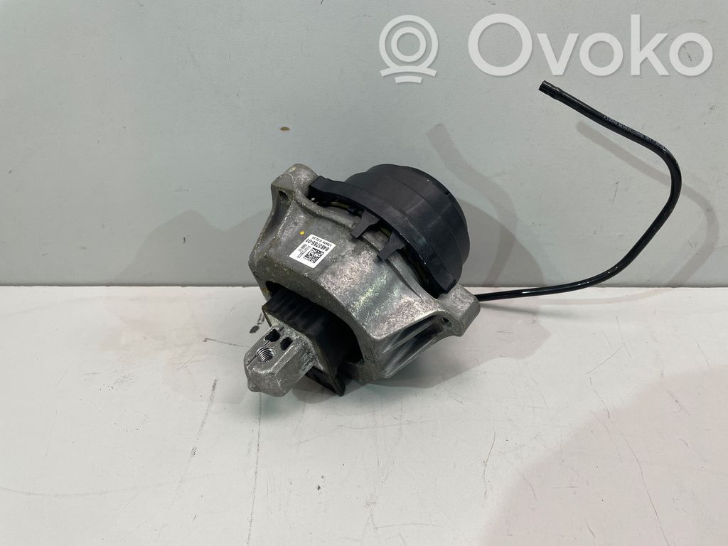 Engine mount bracket   8483785
