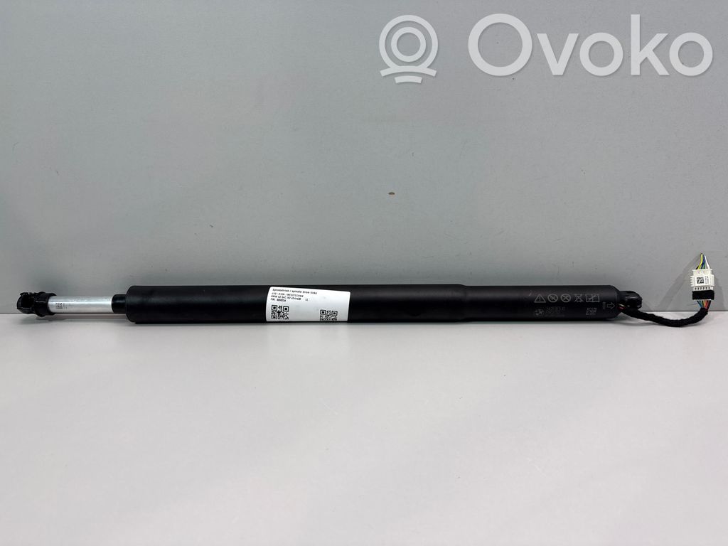 BMW X2 U10 Tailgate strut 