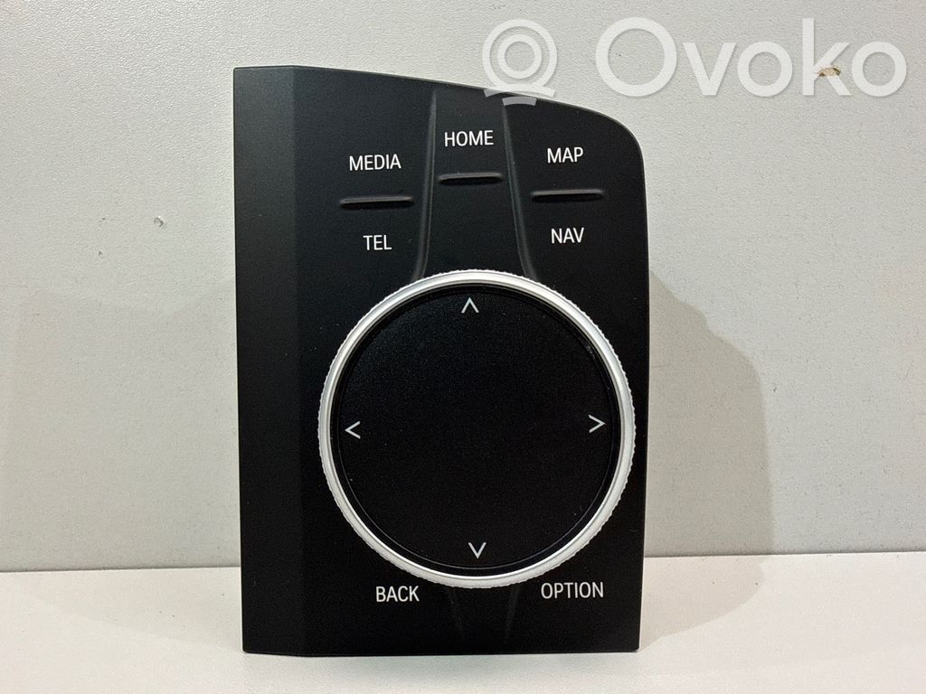 Multifunctional control switch/knob   5B6D4E9