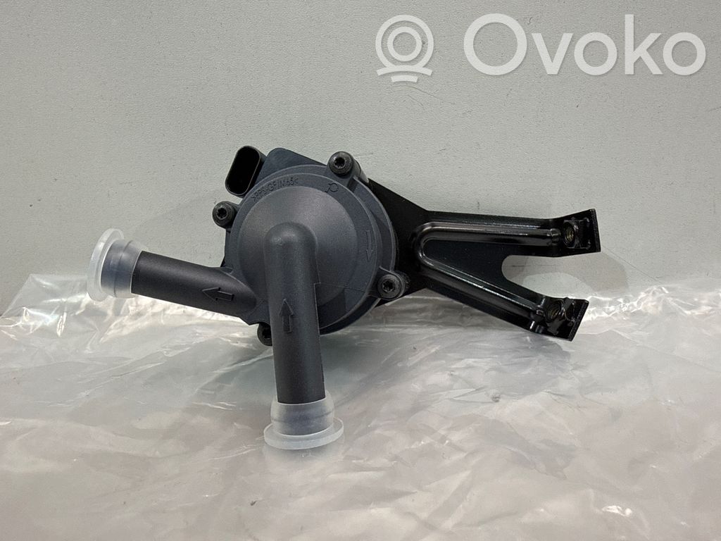 BMW 7 F01 F02 F03 F04 Vesipumppu 