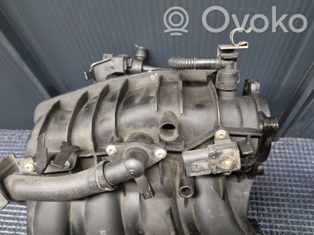 BMW 1 E81 E87 Intake manifold 