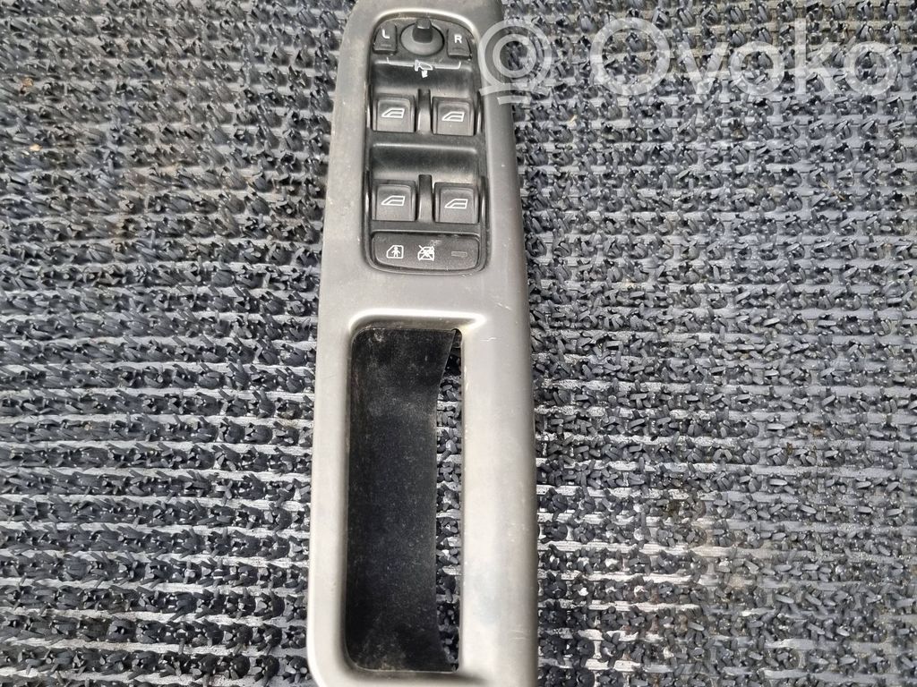 Electric window control switch   30773213