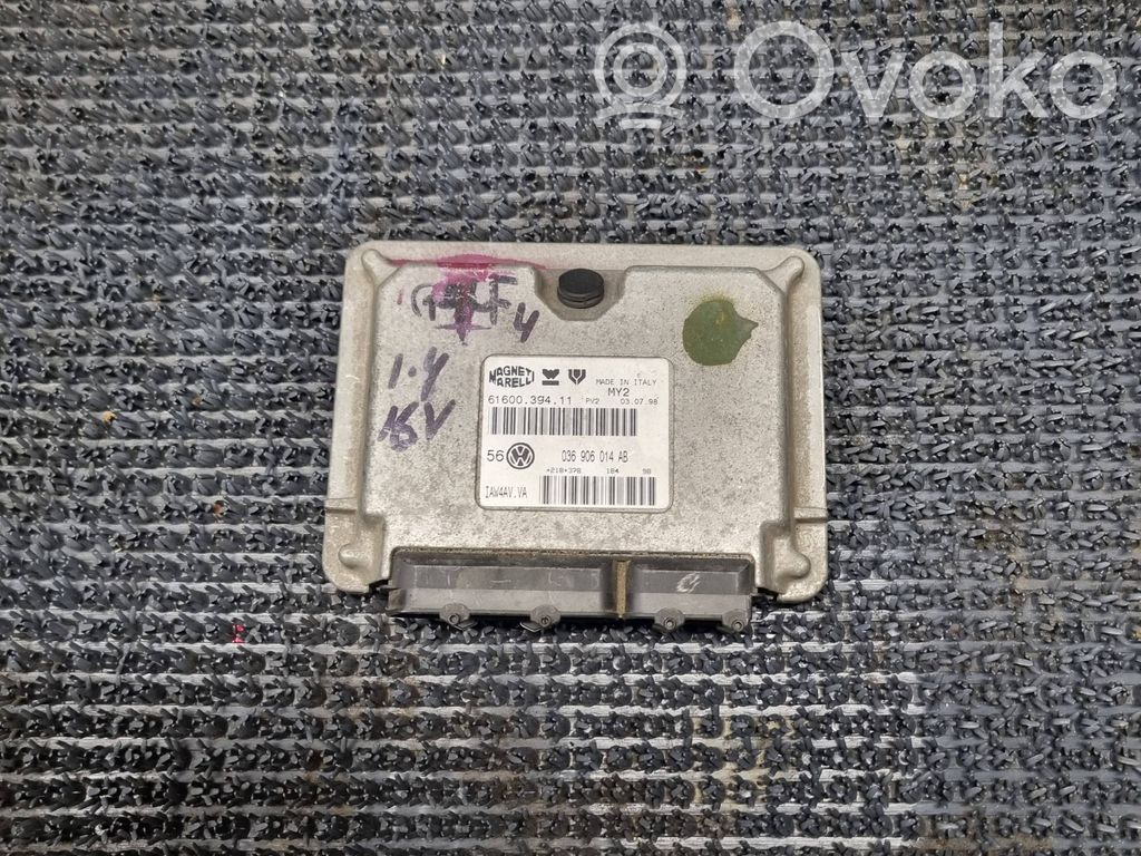 Volkswagen Golf IV Engine control unit/module 