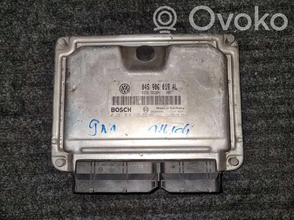 Volkswagen Polo III 6N 6N2 6NF Engine control unit/module 