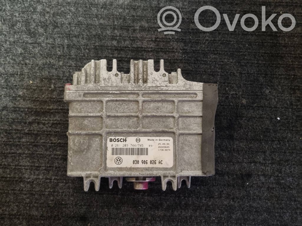 Volkswagen Polo III 6N 6N2 6NF Sterownik / Moduł ECU 