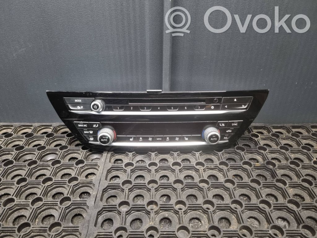 BMW 5 G30 G31 G38 Panel klimatyzacji 
