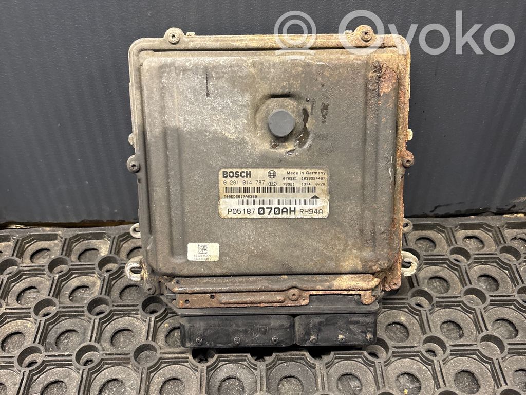 Chrysler Grand Voyager V Engine control unit/module 