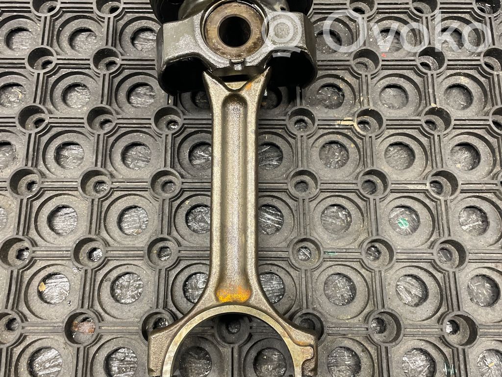 Piston   8090651