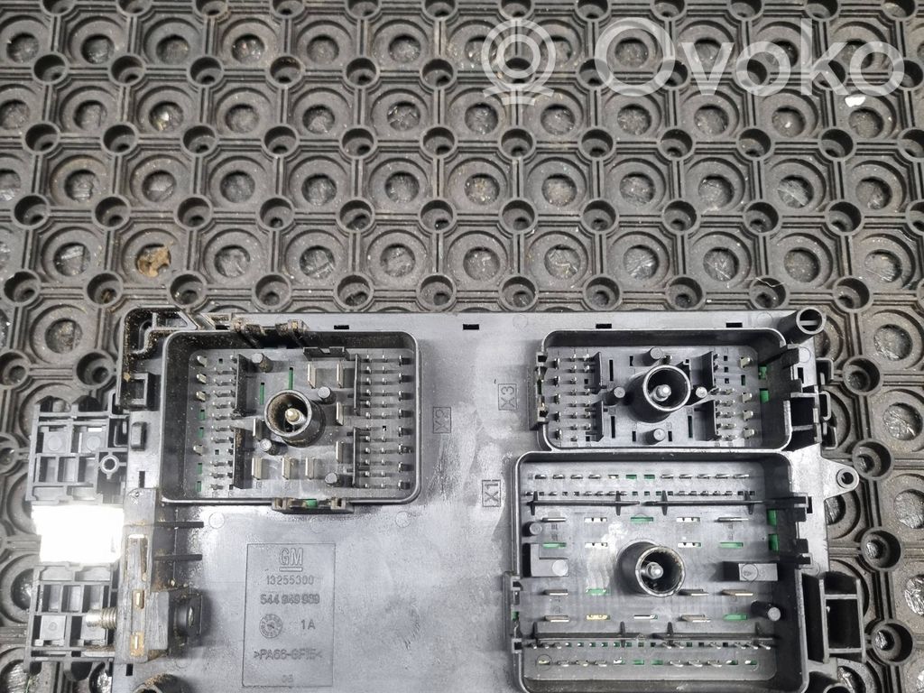 Opel Insignia A Fuse module 