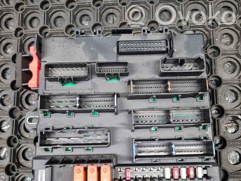 Opel Signum Módulo de fusible 