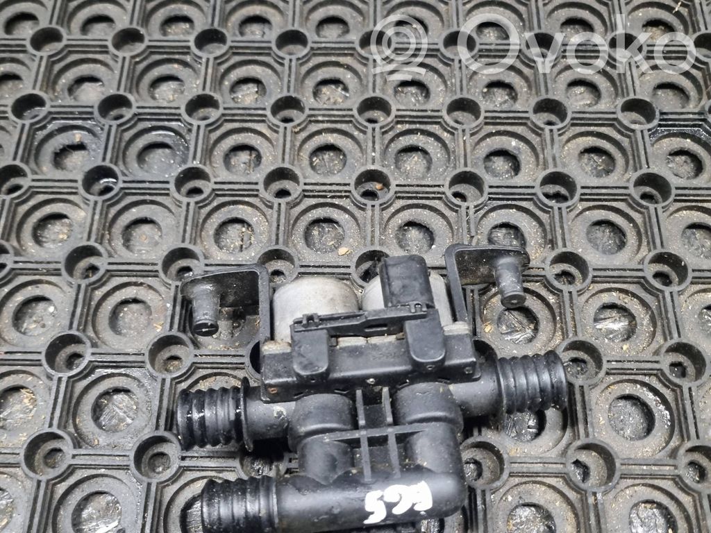 BMW 7 E65 E66 Apsildes radiatora vārsts (-i) 