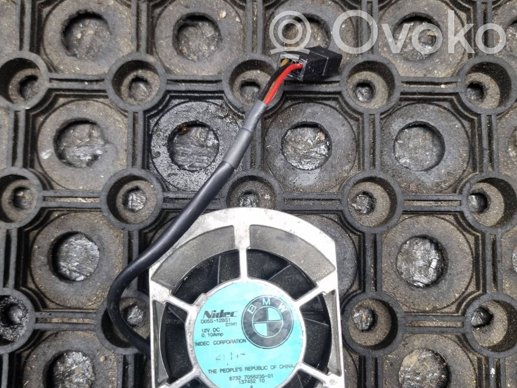 Sēdekļa ventilators   7056235,D05S12BS1