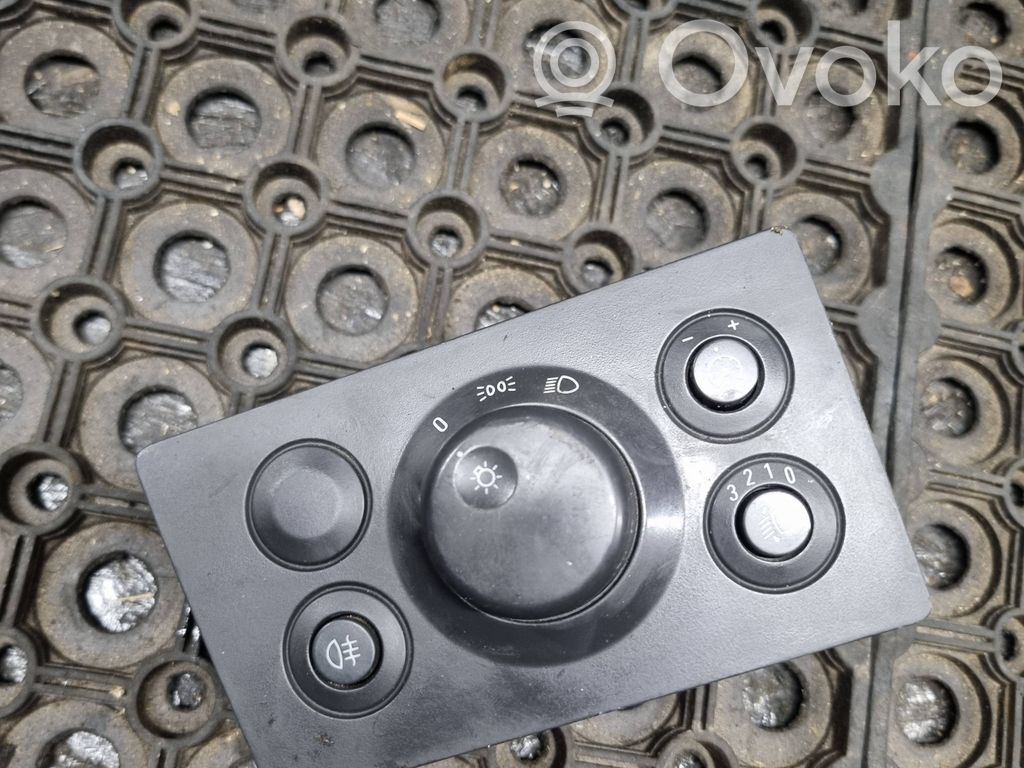 Opel Zafira B Light switch 