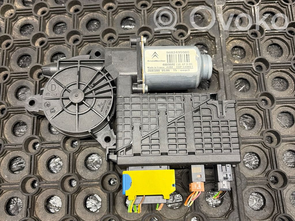 Citroen C4 Grand Picasso Front door window regulator motor 