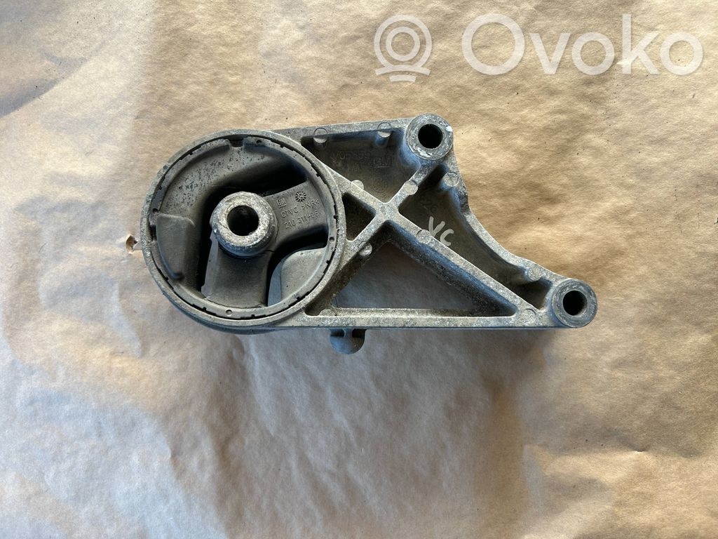 Opel Vectra C Engine mount bracket 