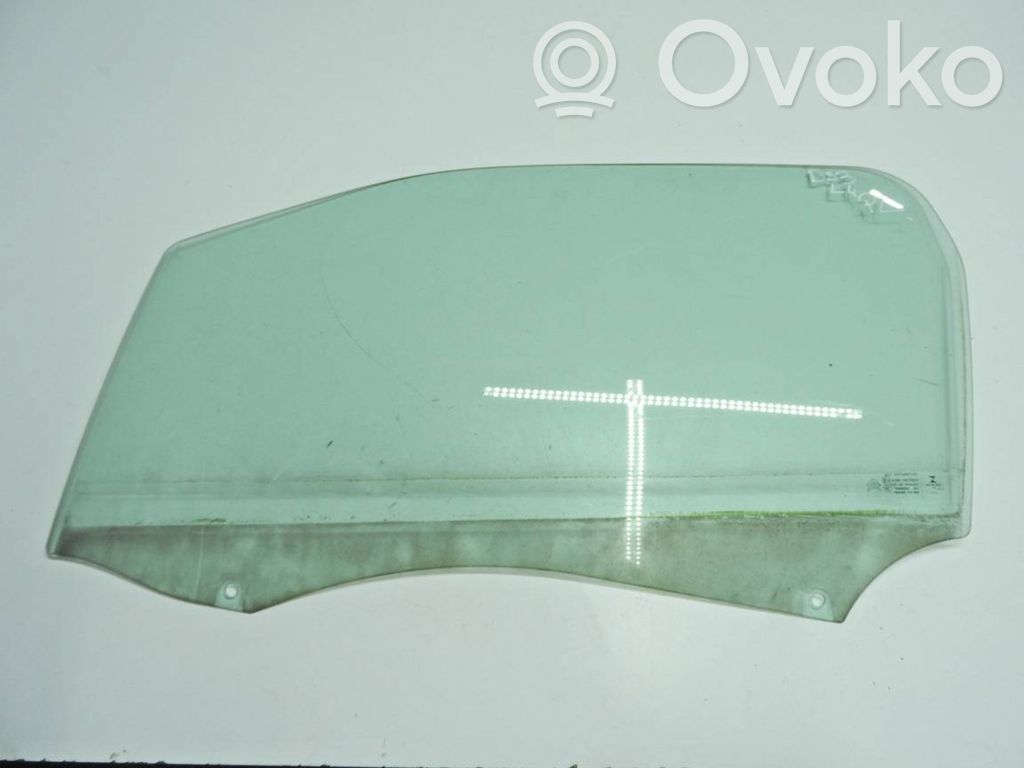 Citroen DS3 Front door window glass four-door 