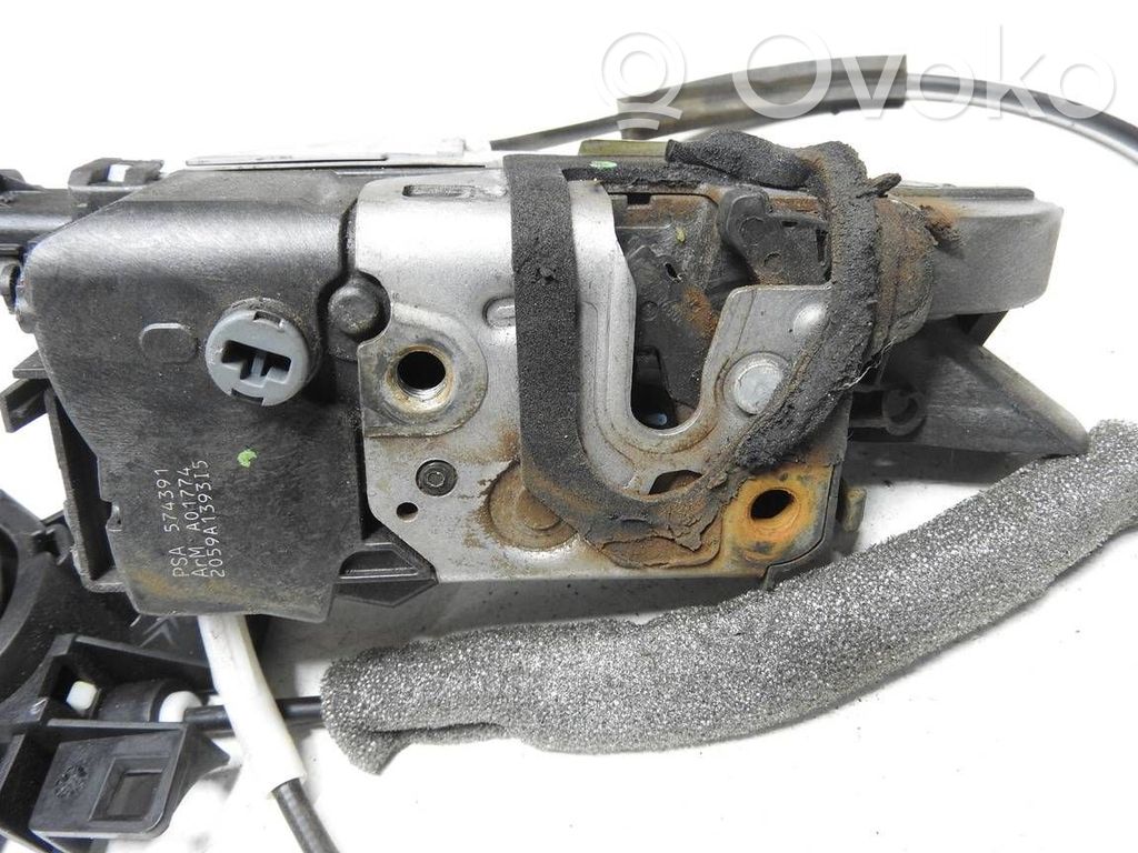 Citroen C5 Priekšpusē slēdzene 