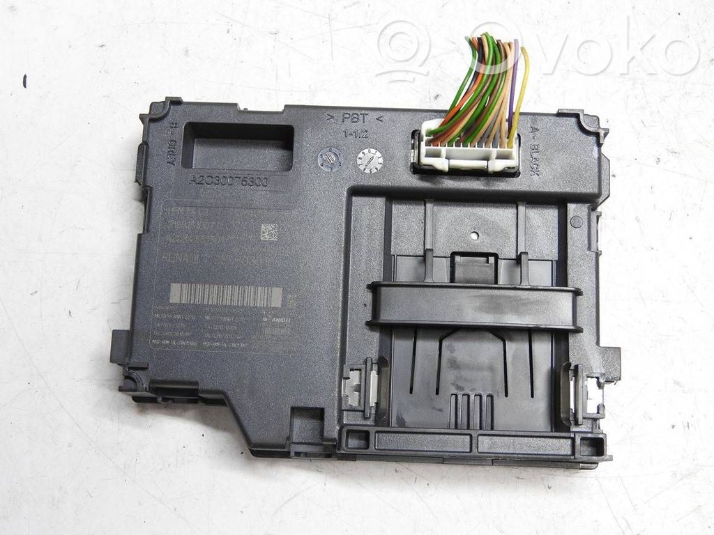 Renault Clio IV Ignition key card reader 