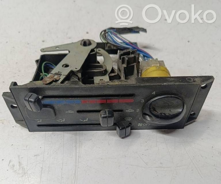 Climate control unit   D20161190,9G19