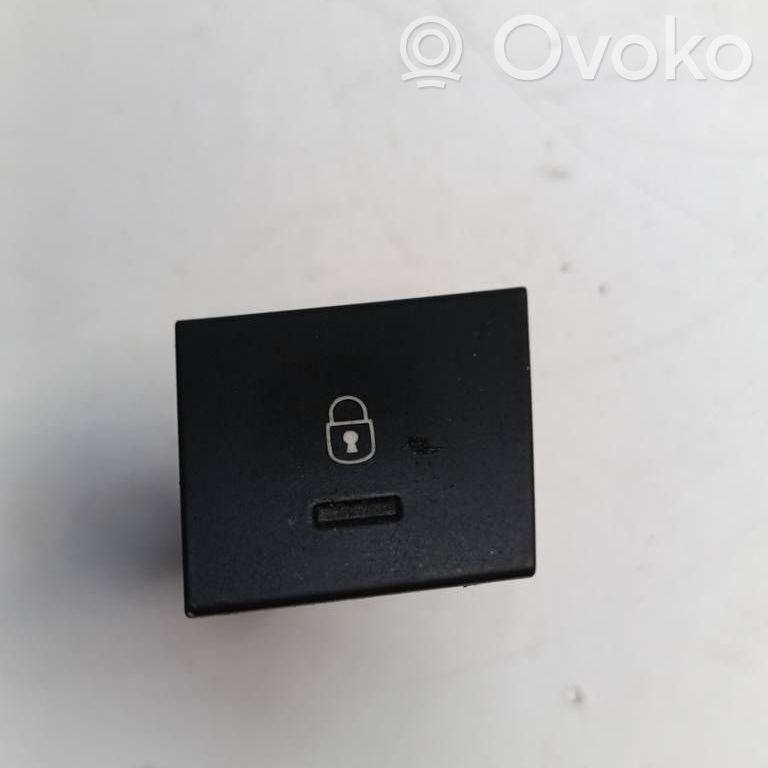 Peugeot 508 RXH Central locking switch button 