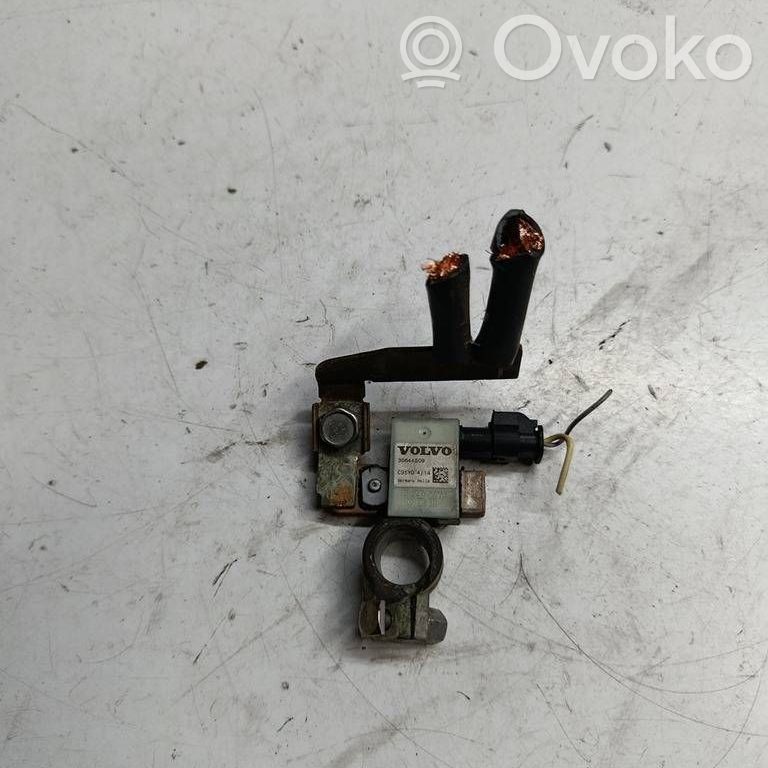 Volvo V40 Negative earth cable (battery) 