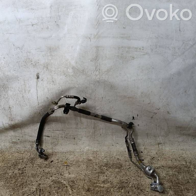 Hyundai i30 Air conditioning (A/C) pipe/hose 