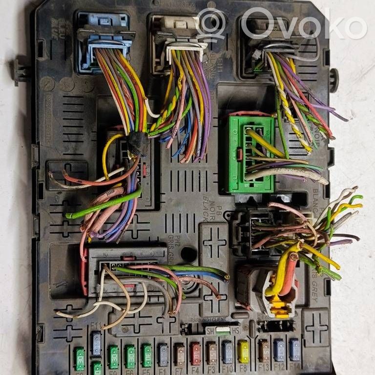 Citroen C4 I Comfort/convenience module 